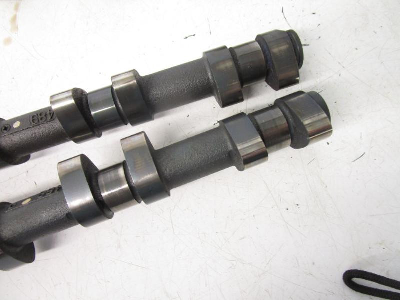 01 Kawasaki Ninja ZX7R P Cylinder Head 11008-1310 1996-2003